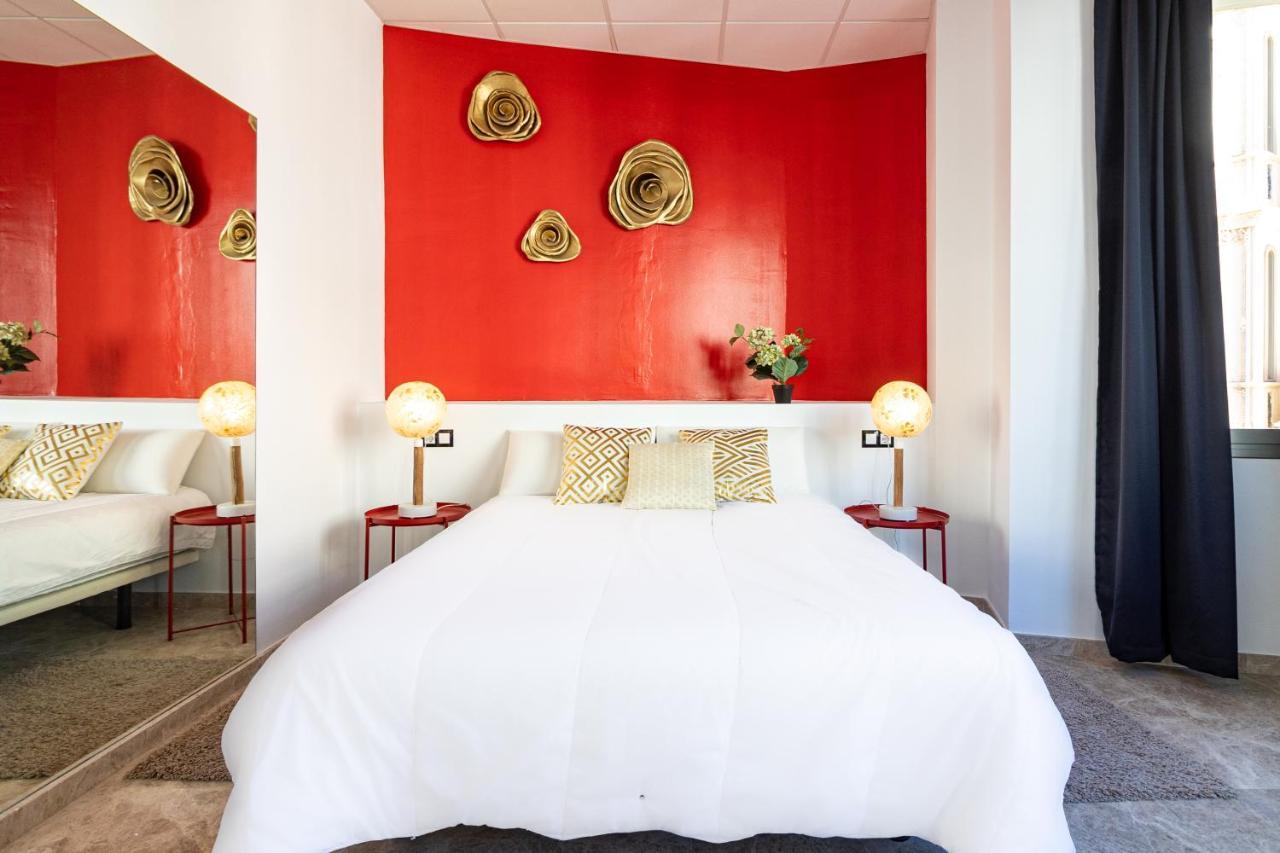 Saenz Suites Gallery By Bossh! Apartments มาลากา ภายนอก รูปภาพ