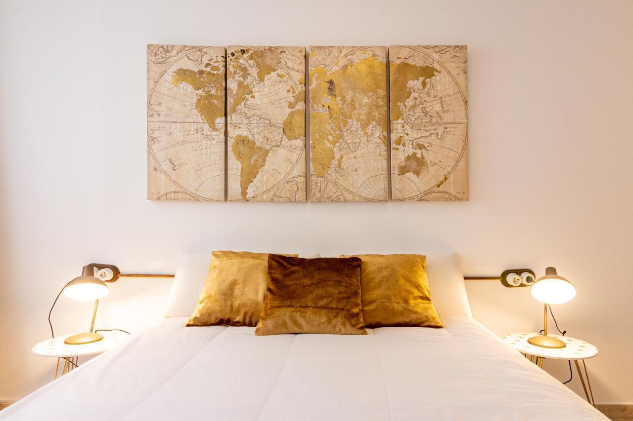 Saenz Suites Gallery By Bossh! Apartments มาลากา ภายนอก รูปภาพ