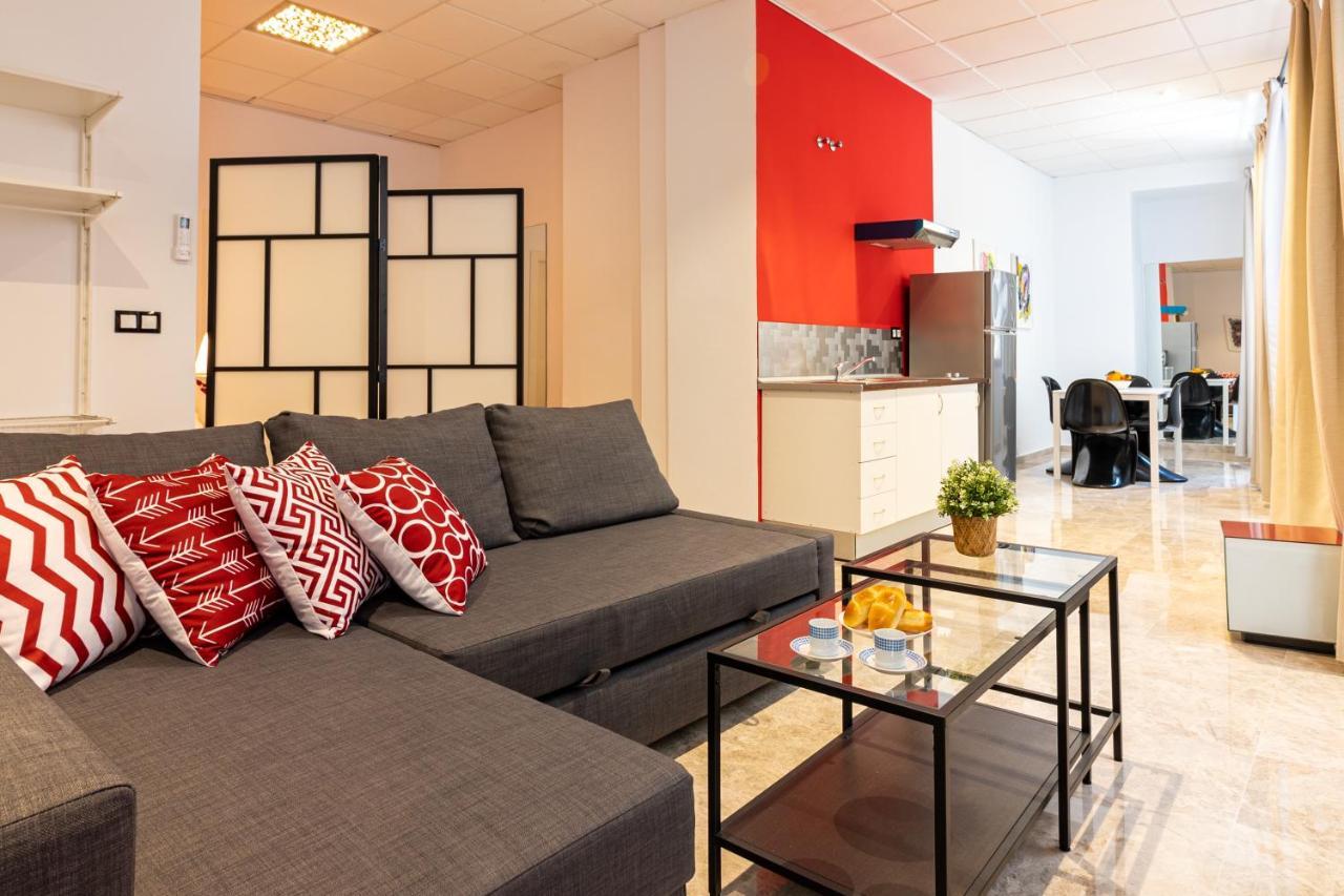 Saenz Suites Gallery By Bossh! Apartments มาลากา ภายนอก รูปภาพ
