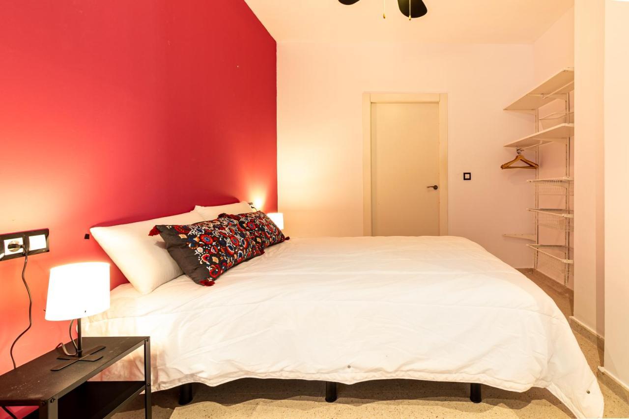 Saenz Suites Gallery By Bossh! Apartments มาลากา ภายนอก รูปภาพ