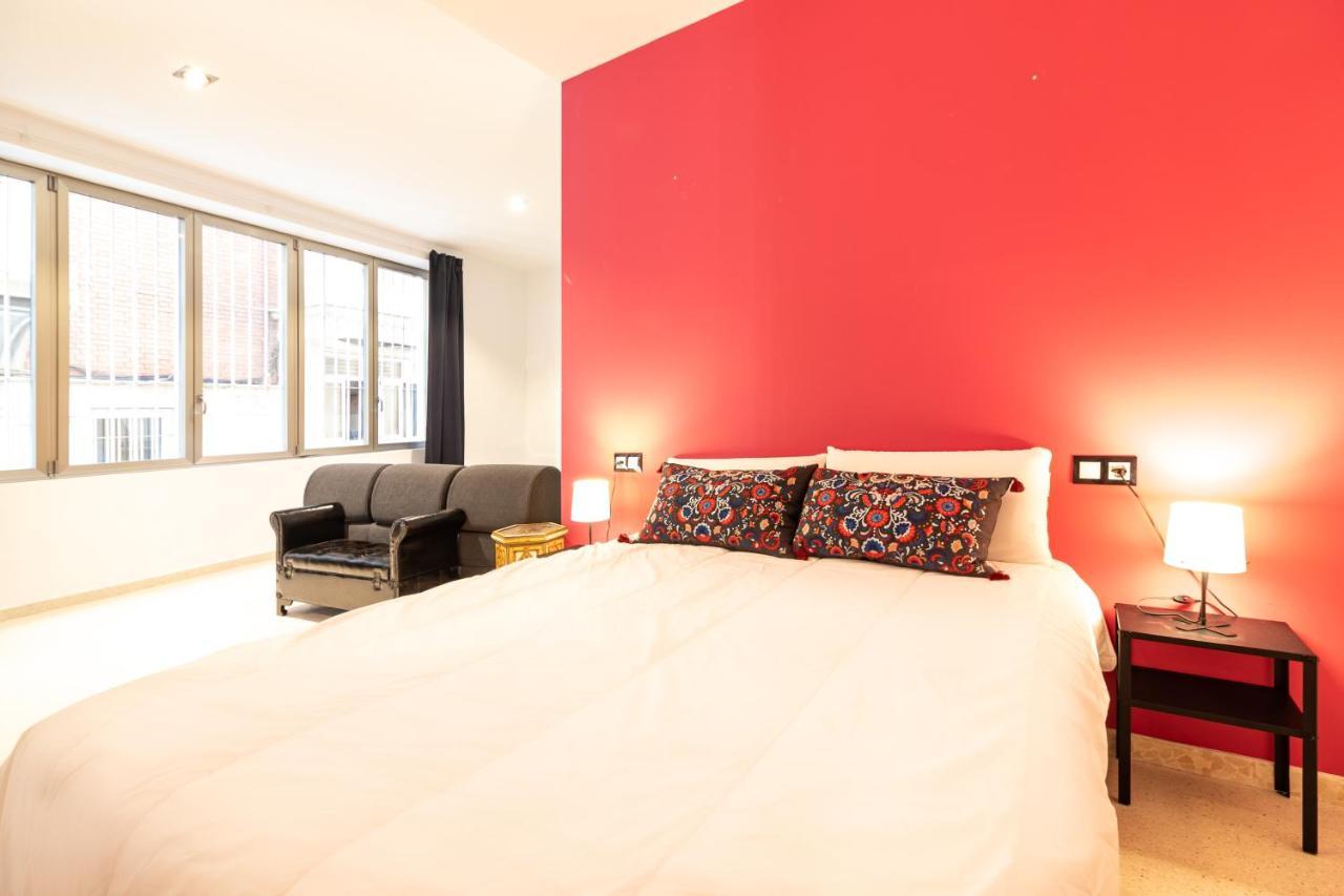 Saenz Suites Gallery By Bossh! Apartments มาลากา ภายนอก รูปภาพ